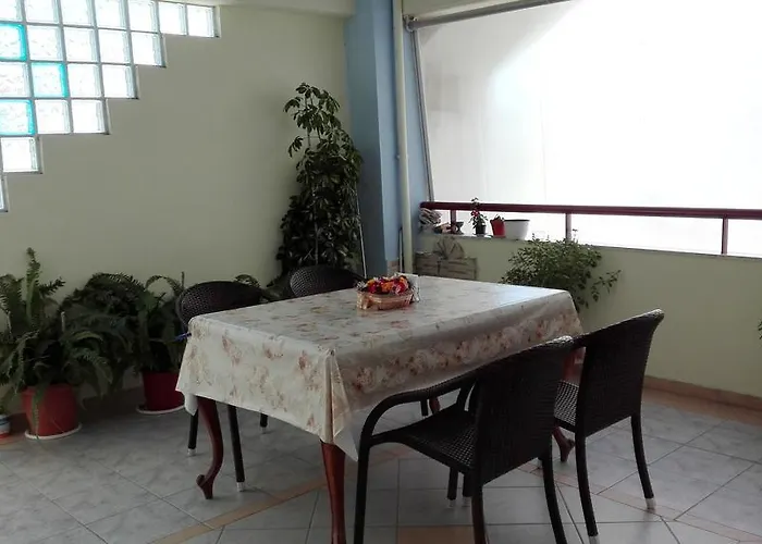 Hotel Familia Loutra Volvis